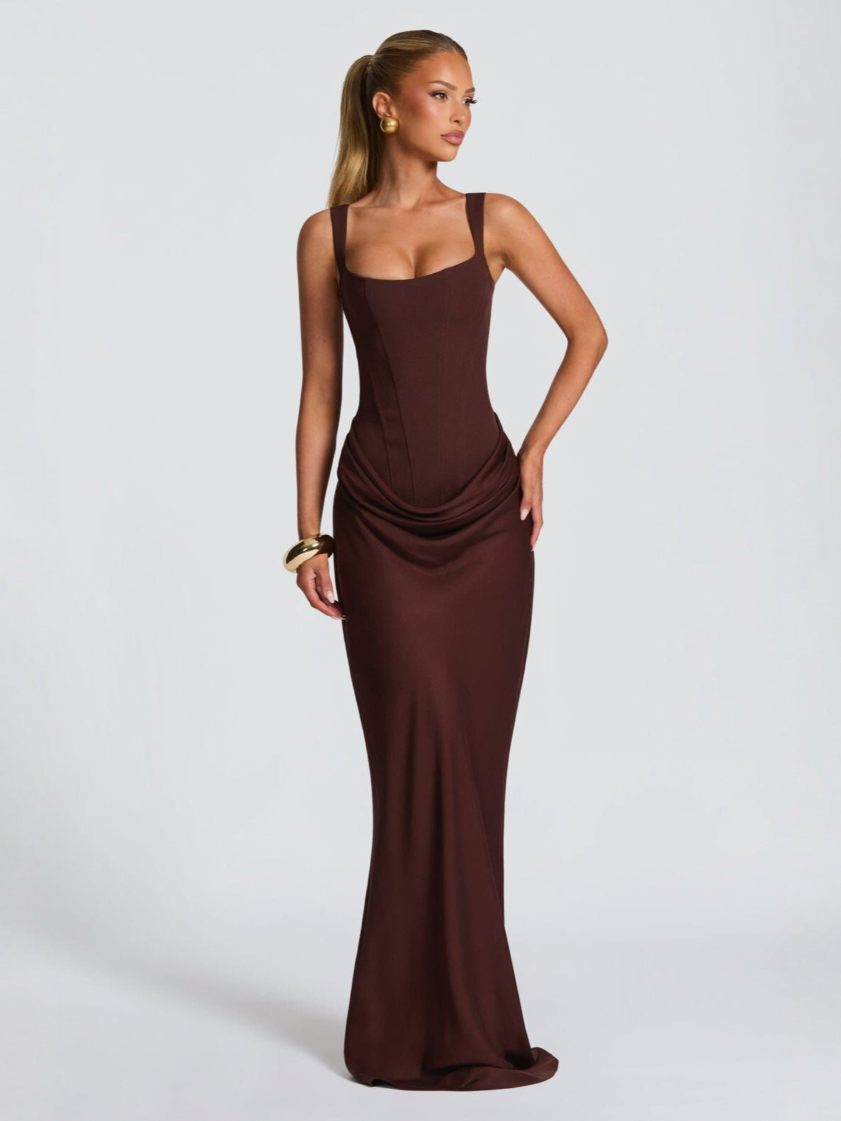 Hip-hugging dress